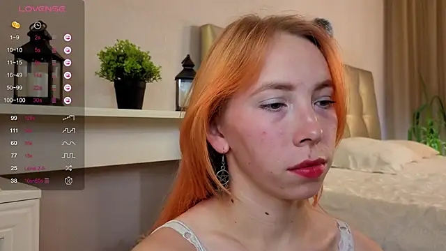 JuliannaWenger online show from September 21, 4:52 pm