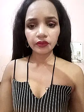 queen lizaa online show from November 12, 4:18 pm