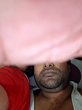 Snapshot of BustyBanuu chatting on October 25, 9:50 am BustyBanuu online show from October 25, 9:50 am