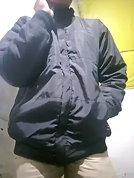 Snapshot of RockRolaxxx chatting on January 15, 1:37 pm RockRolaxxx online show from January 15, 1:37 pm