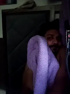 Snapshot of andyycandy chatting on September 18, 8:05 am andyycandy online show from September 18, 8:05 am