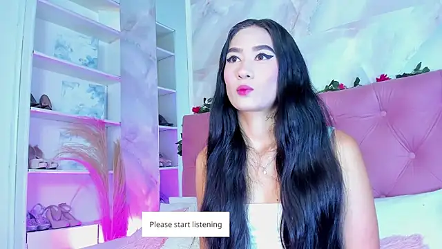 Snapshot of Nicolqueen_ chatting on November 19, 10:59 am Nicolqueen online show from November 19, 10:59 am