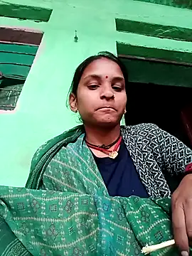 Idhika Jha online show from November 23, 2:22 am