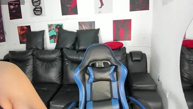 koraline 333 online show from April 16, 1:34 pm