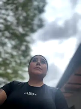 Snapshot of Sophie_Dreamss chatting on December 20, 9:11 pm Sophie Dreamss online show from December 20, 9:11 pm