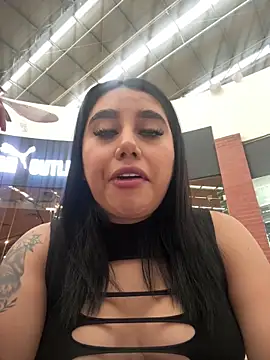 Snapshot of Sophie_Dreamss chatting on January 7, 7:27 pm Sophie Dreamss online show from January 7, 7:27 pm