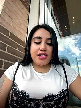 Snapshot of Sophie_Dreamss chatting on January 10, 9:05 pm Sophie Dreamss online show from January 10, 9:05 pm