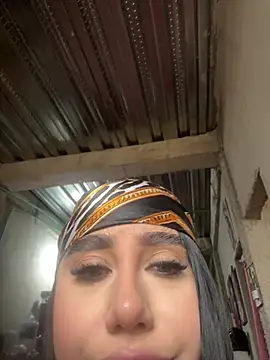 Snapshot of Sophie_Dreamss chatting on February 16, 8:16 pm Sophie Dreamss online show from February 16, 8:16 pm