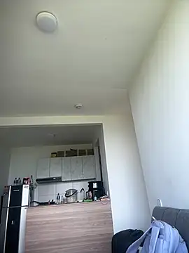 Sophie Dreamss online show from April 11, 7:40 pm