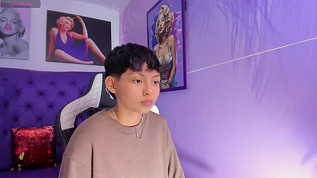 Snapshot of tefi_meow chatting on September 12, 12:27 pm tefi meow online show from September 12, 12:27 pm