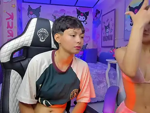 Snapshot of tefi_meow chatting on October 4, 12:25 pm tefi meow online show from October 4, 12:25 pm