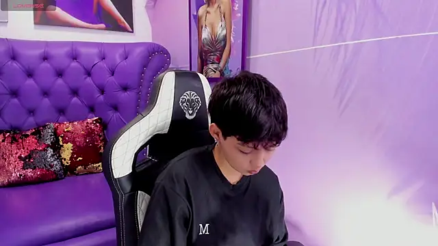 Snapshot of tefi_meow chatting on October 14, 12:06 pm tefi meow online show from October 14, 12:06 pm