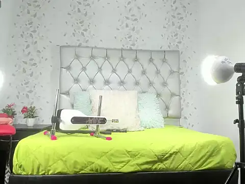 michelle perla online show from October 27, 6:34 pm