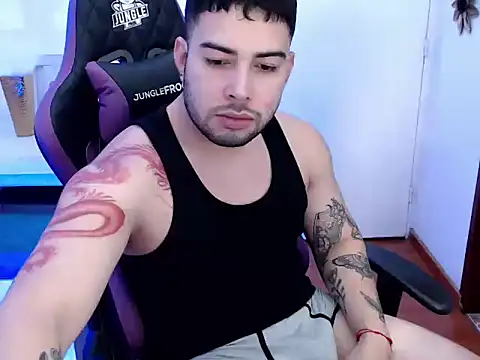 baby mateo online show from November 30, 11:42 pm