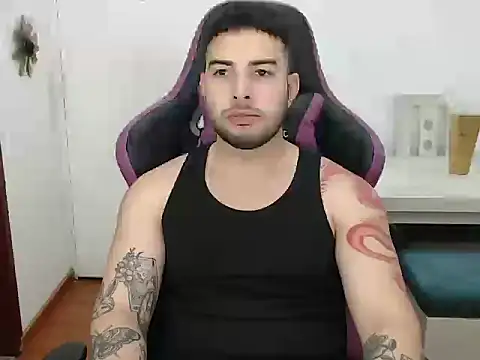 baby mateo online show from December 1, 10:37 pm