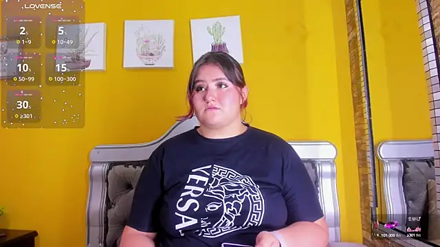 Snapshot of Miiafoox chatting on September 23, 3:26 pm Miiafoox online show from September 23, 3:26 pm