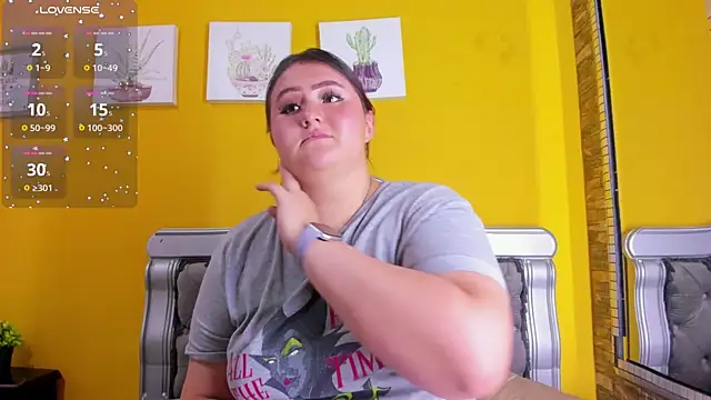 Snapshot of Miiafoox chatting on September 25, 5:27 pm Miiafoox online show from September 25, 5:27 pm