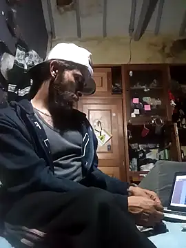 hairy mannn online show from May 2, 3:55 am