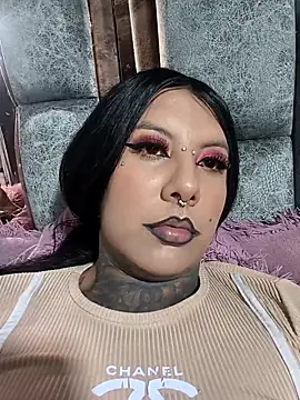 missashlyrosette online show from April 2, 10:51 pm