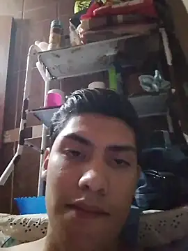 aispuro8505 online show from April 6, 7:31 am