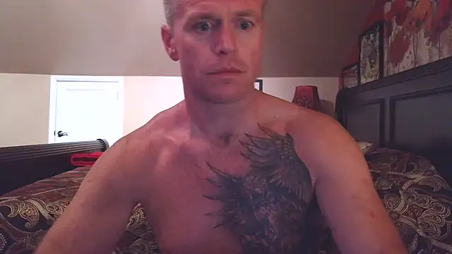 DILFiGuess11 online show from June 25, 5:12 am