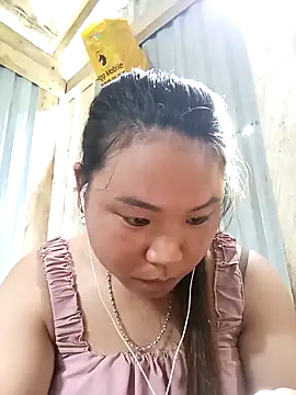 may-squirl online show from September 27, 4:28 am