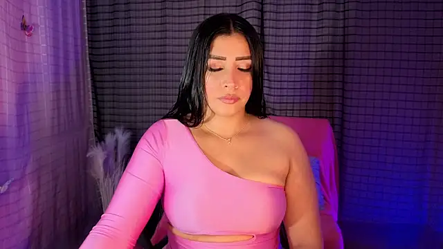 Kayleemorales online show from January 15, 4:55 pm