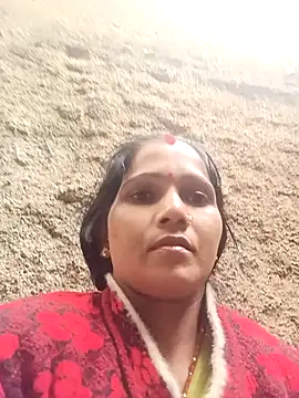 Snapshot of Jooli_xx chatting on December 1, 11:26 am Jooli xx online show from December 1, 11:26 am