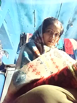 Jooli xx online show from January 18, 4:05 am