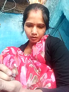 Jooli xx online show from April 6, 4:46 am