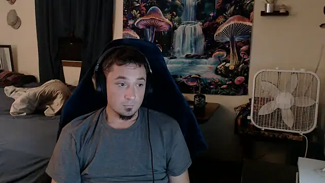 Snapshot of YoBlezz chatting on September 24, 5:00 am YoBlezz online show from September 24, 5:00 am