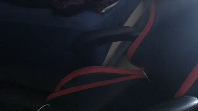 Snapshot of YoBlezz chatting on October 13, 5:18 am YoBlezz online show from October 13, 5:18 am