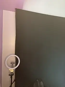 TRILLAHUNG online show from March 26, 8:14 pm