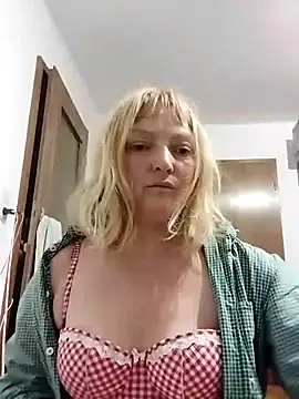 Snapshot of LiluLiluLilu chatting on September 22, 7:05 pm LiluLiluLilu online show from September 22, 7:05 pm