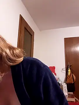 Snapshot of LiluLiluLilu chatting on October 25, 5:51 pm LiluLiluLilu online show from October 25, 5:51 pm