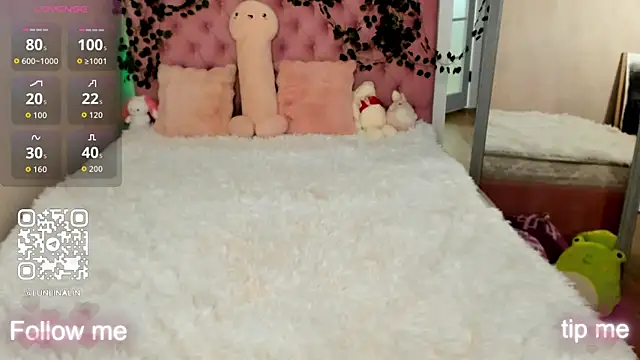 Snapshot of LightStar_18 chatting on November 21, 4:05 pm LightStar 18 online show from November 21, 4:05 pm