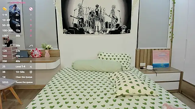 gabby little online show from March 21, 2:31 pm