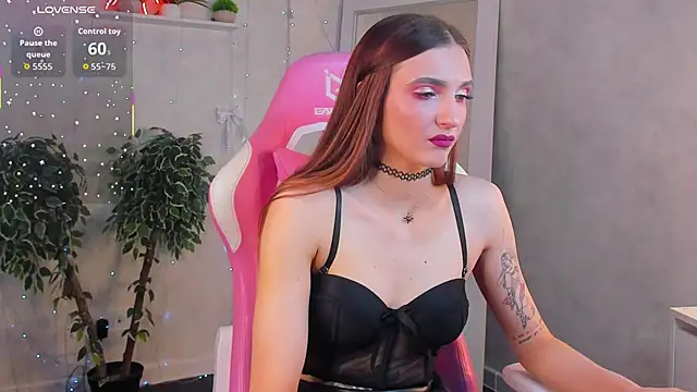 Alisha Green online show from May 24, 9:25 am