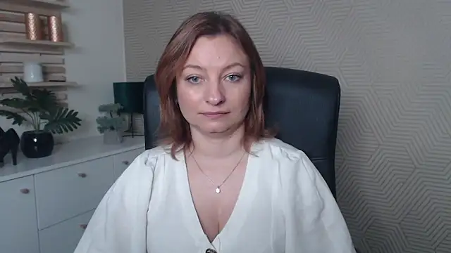 angelaSamt online show from November 7, 6:46 am