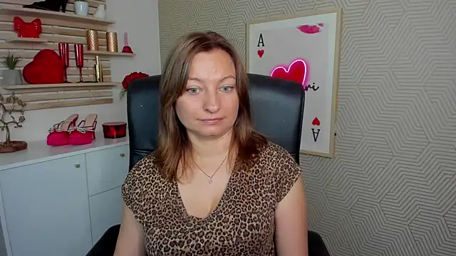 Snapshot of angelaSamt chatting on July 14, 5:34 am angelaSamt online show from July 14, 5:34 am