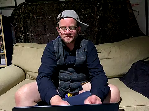 Snapshot of DavinOz123 chatting on September 24, 2:20 pm DavinOz123 online show from September 24, 2:20 pm