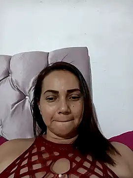 Snapshot of Amanda39 chatting on October 22, 1:33 pm Amanda39 online show from October 22, 1:33 pm