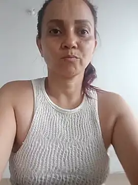 Amanda39 online show from May 26, 9:44 pm