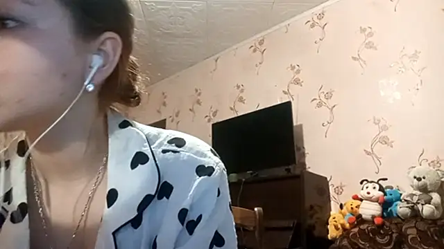 Sophiecuttie online show from September 20, 1:12 pm