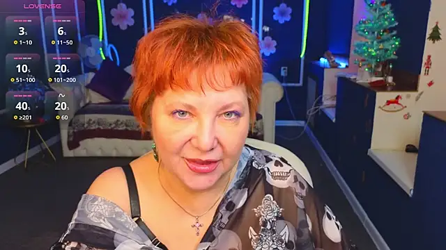 Snapshot of Kira_Kenett chatting on January 11, 1:54 am Kira Kenett online show from January 11, 1:54 am