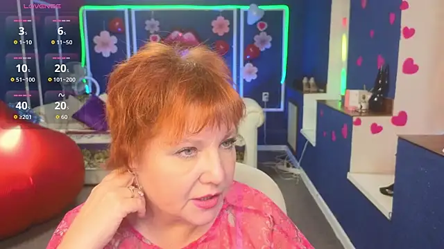 Snapshot of Kira_Kenett chatting on February 11, 11:26 am Kira Kenett online show from February 11, 11:26 am