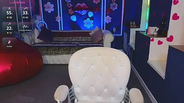 Snapshot of Kira_Kenett chatting on February 12, 6:58 pm Kira Kenett online show from February 12, 6:58 pm