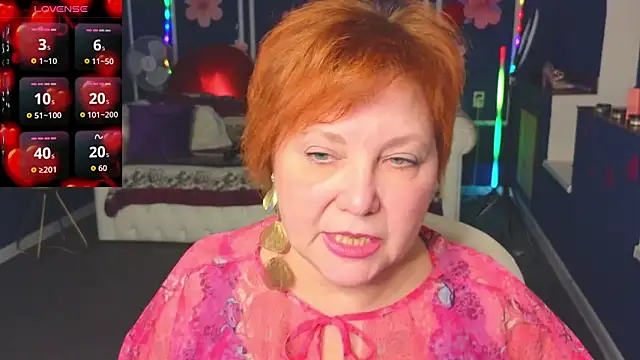 Snapshot of Kira_Kenett chatting on February 23, 7:11 pm Kira Kenett online show from February 23, 7:11 pm