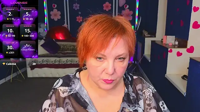 Snapshot of Kira_Kenett chatting on February 28, 5:03 pm Kira Kenett online show from February 28, 5:03 pm