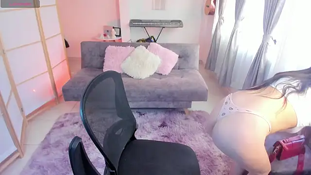 Snapshot of amelia-coben chatting on September 18, 8:11 pm amelia-coben online show from September 18, 8:11 pm